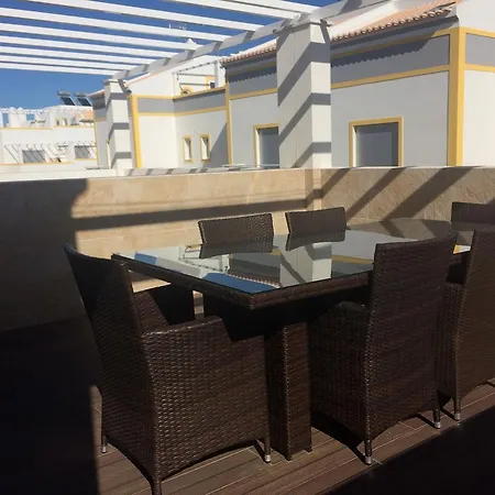 Apt Condominio Rainhas Do Mar Appartamento